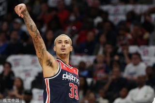 着更为动人 着更为动人