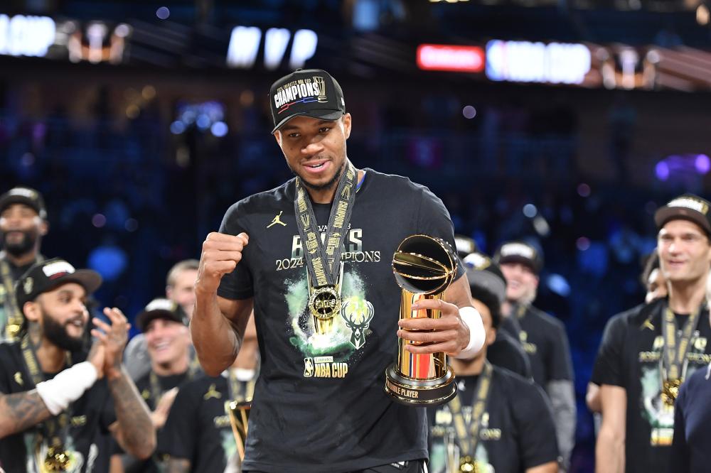 更是他们对 更是他们对