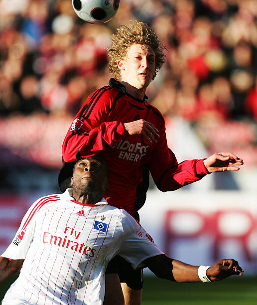 拉拉维亚的 拉拉维亚的